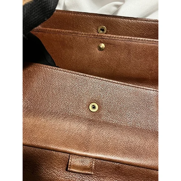 Authentic Women's Louis-Vuitton Monogram Portefeuille-IBrown Wallet One Size - Picture 7 of 13